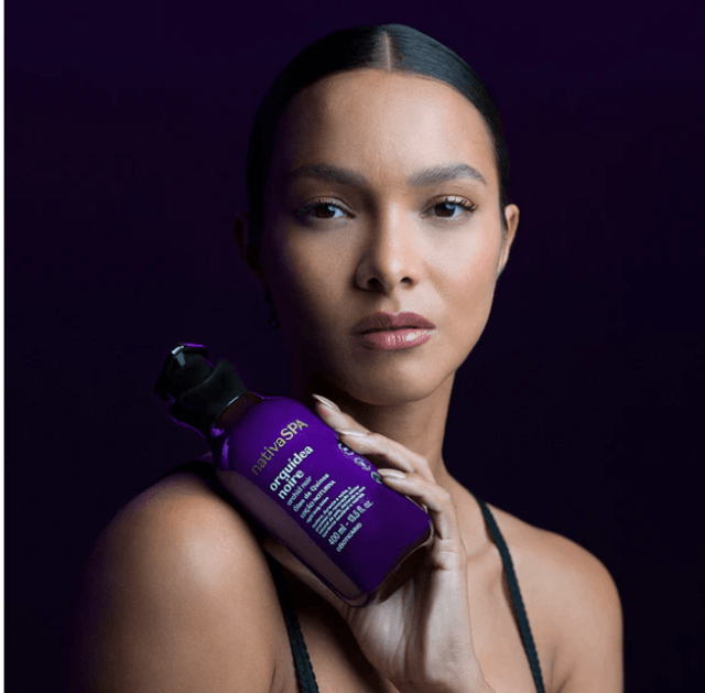 Nativa SPA Loção Noturna Hidratante Corporal Orquídea Noire400ml. 13.5fl.oz